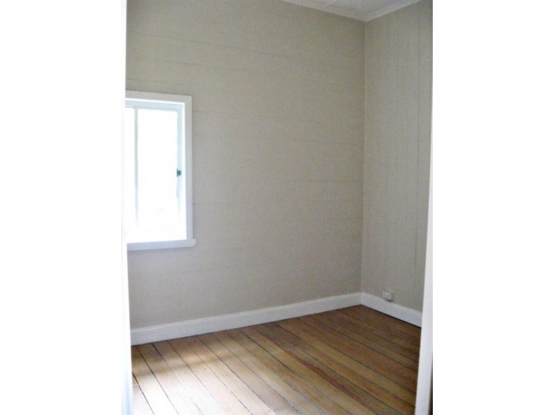 24 Grove Street, Albion QLD 4010