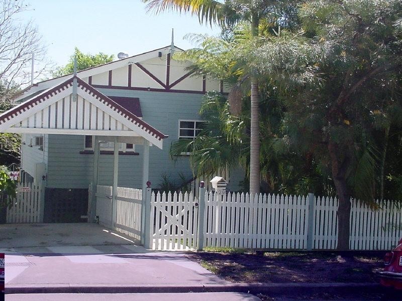 29 Daphne Street, Grange QLD 4051