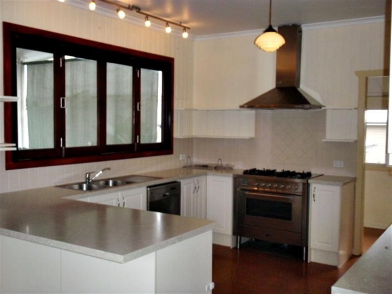 27 Sturt Street, Kedron QLD 4031