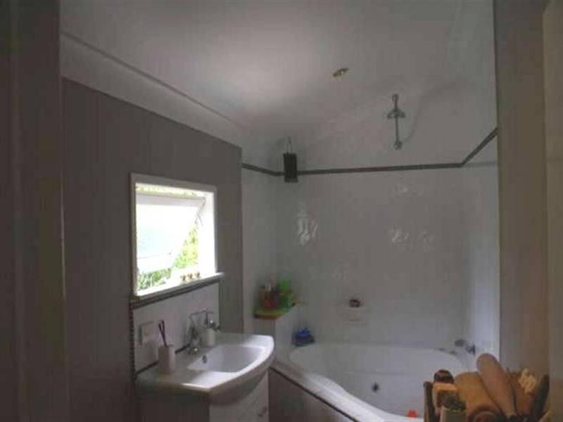 96 Albion Road, Albion QLD 4010