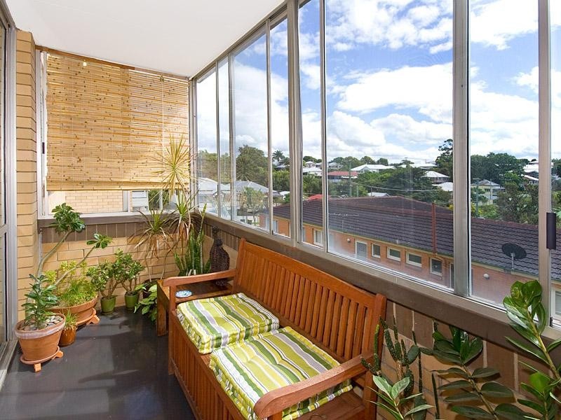 2/81 Brook Street, Windsor QLD 4030