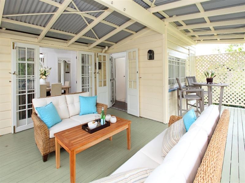 54 Stoneleigh Street, Albion QLD 4010