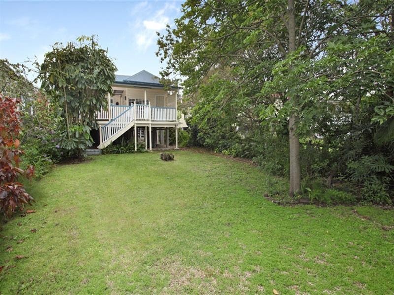 54 Stoneleigh Street, Albion QLD 4010