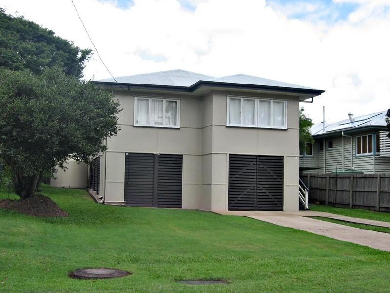 73 Eleventh Avenue, Kedron QLD 4031