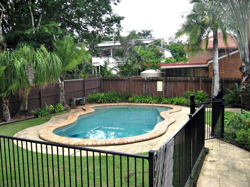 73 Eleventh Avenue, Kedron QLD 4031