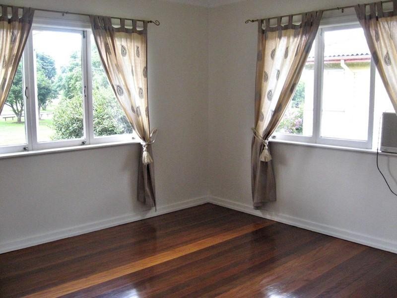 73 Eleventh Avenue, Kedron QLD 4031