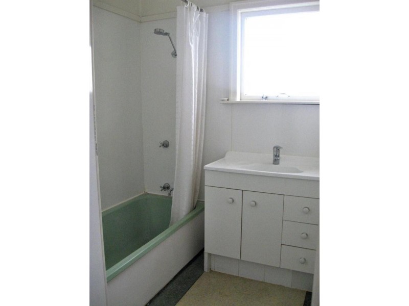 73 Eleventh Avenue, Kedron QLD 4031