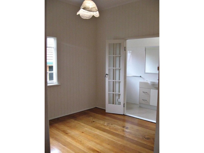 43 Bess Street, Windsor QLD 4030