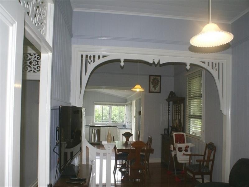 15 Seventh Avenue, Windsor QLD 4030