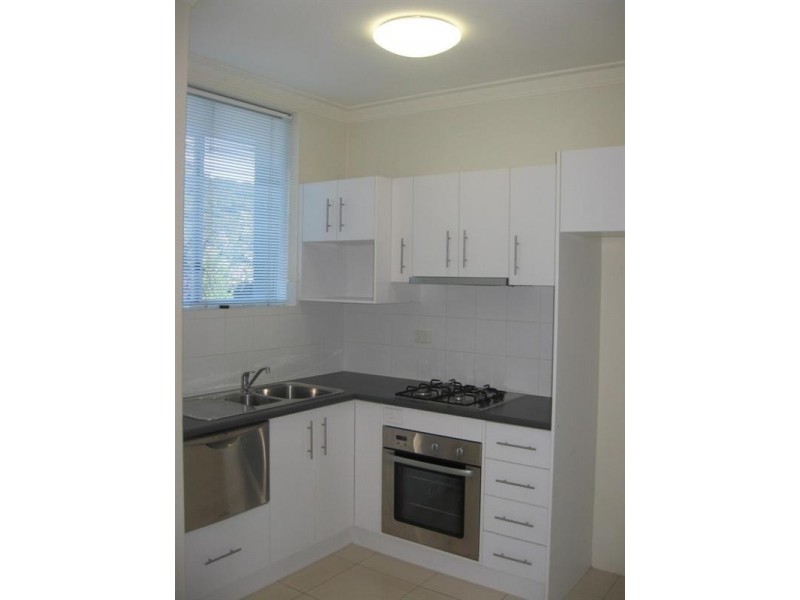 4/15 Windsor Avenue, Lutwyche QLD 4030