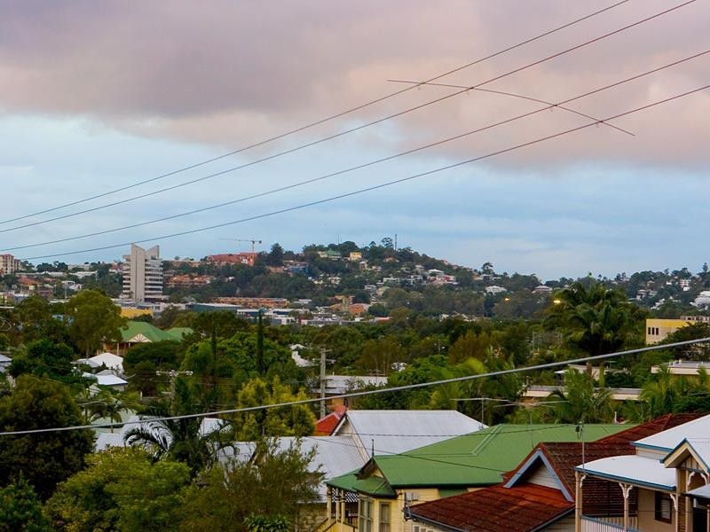 15 Seventh Avenue, Windsor QLD 4030