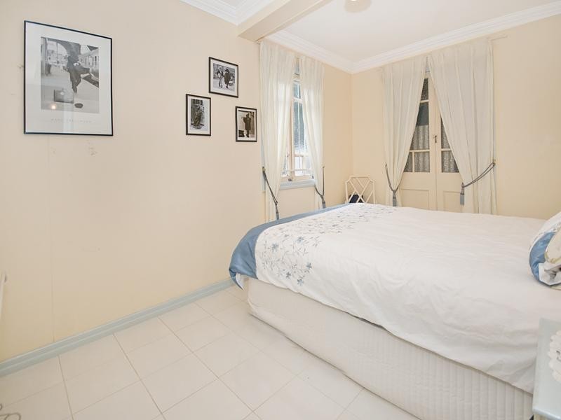 8 Tenth Avenue, Kedron QLD 4031