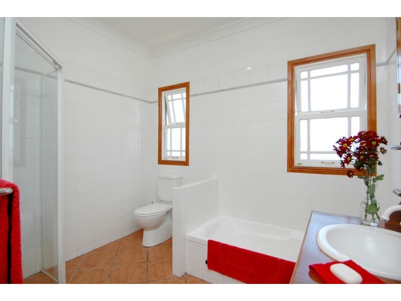 79 Felix Street, Wooloowin QLD 4030