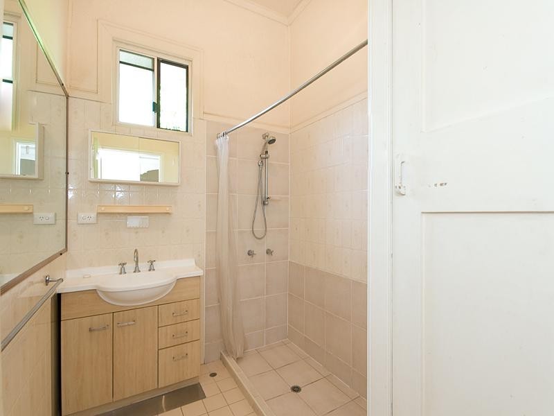 70 Cremorne Road, Kedron QLD 4031