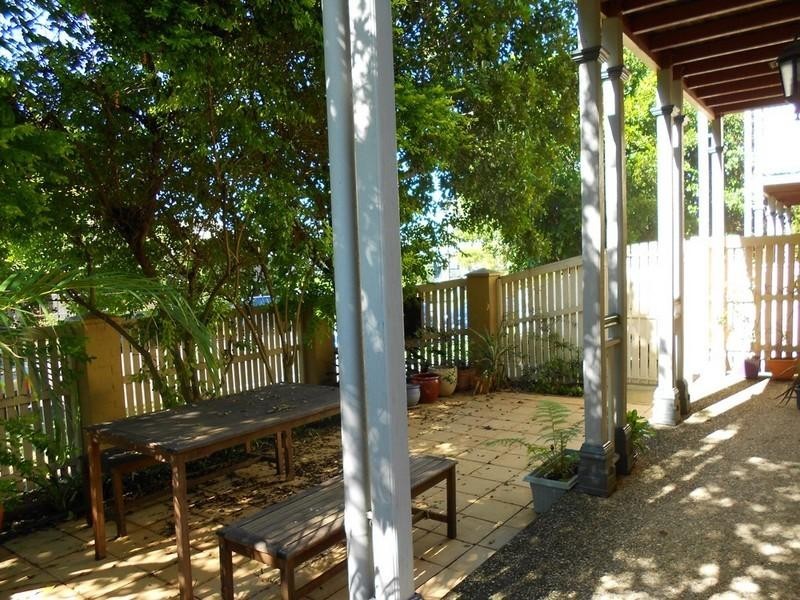 2/57 Shamrock Street, Gordon Park QLD 4031