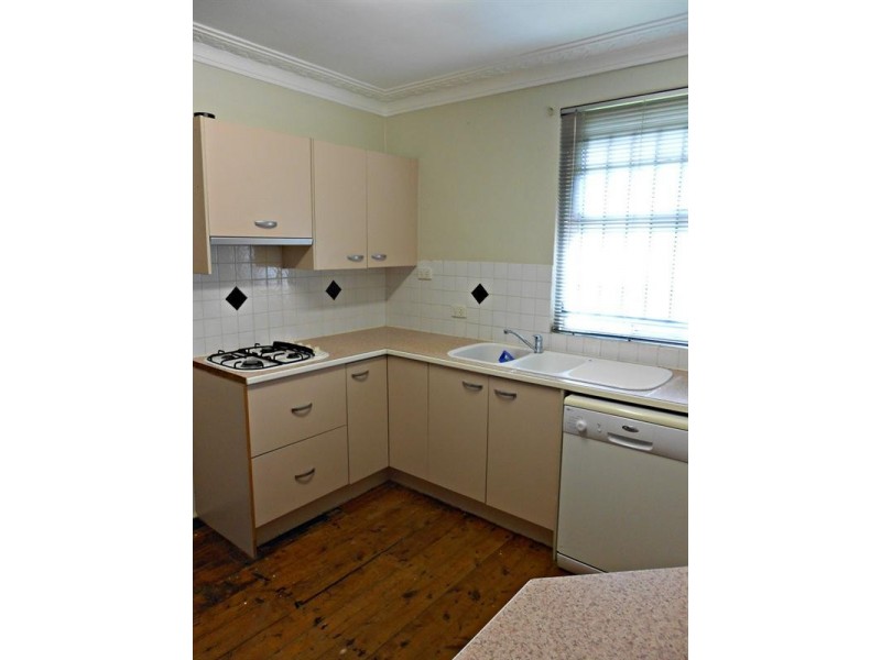 6 Maurice Street, Windsor QLD 4030