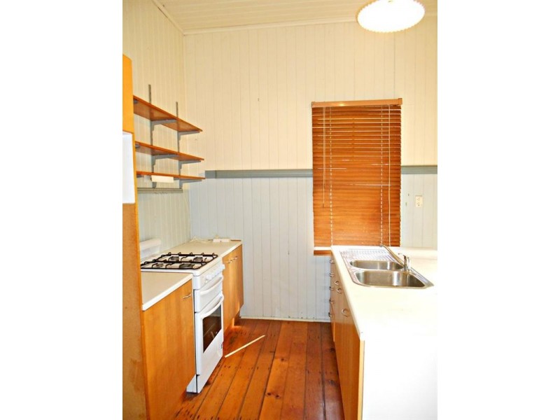 74 Le Geyt Street, Windsor QLD 4030