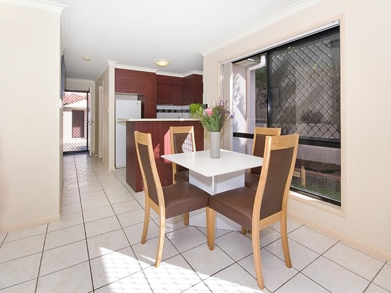 4/18 Fifth Avenue, Kedron QLD 4031