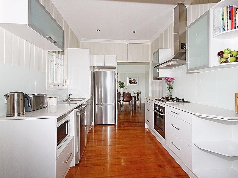 24 Eleventh Avenue, Kedron QLD 4031