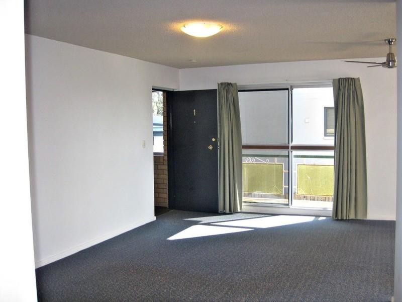 1/32 Stopford Street, Wooloowin QLD 4030