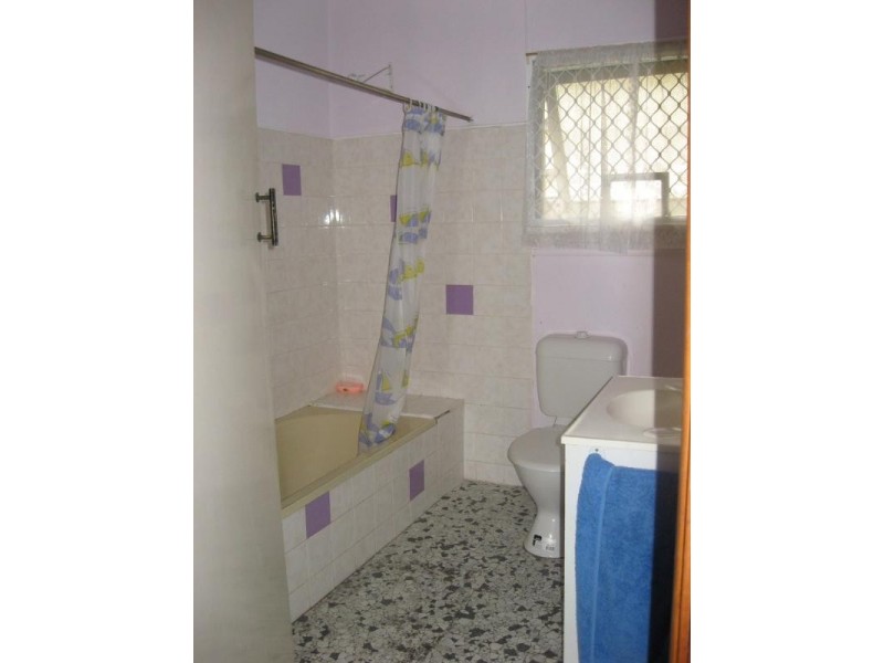 77 Legeyt Street, Windsor QLD 4030