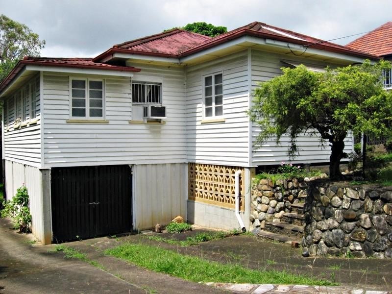 195 Edinburgh Castle Road, Wavell Heights QLD 4012