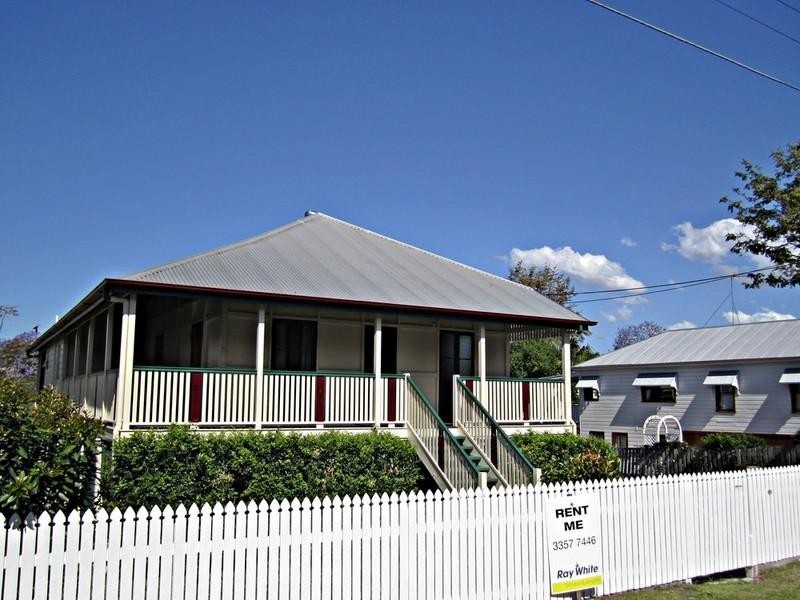 27 Campbell Street, Windsor QLD 4030