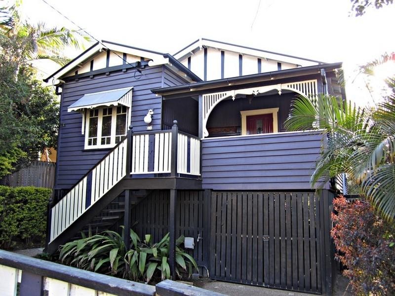 11 Rougham Street, Windsor QLD 4030