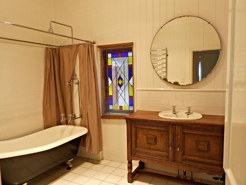 11 Rougham Street, Windsor QLD 4030