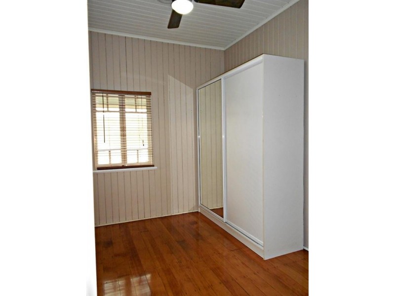 11 Rougham Street, Windsor QLD 4030