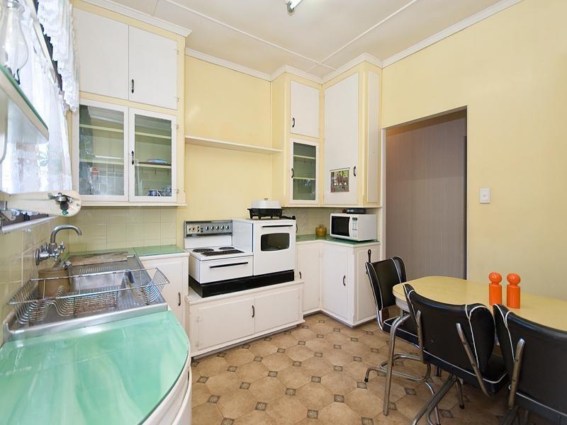 108 Banks Street, Alderley QLD 4051