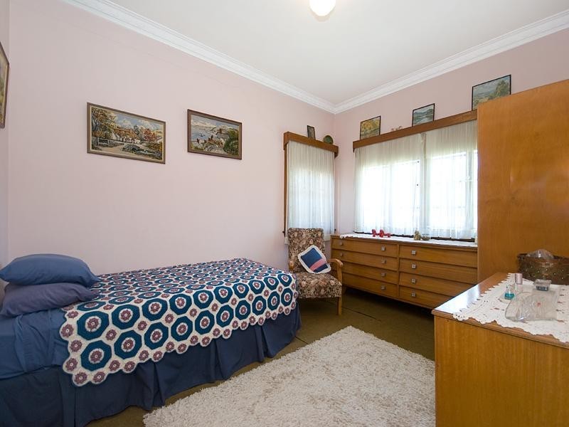 108 Banks Street, Alderley QLD 4051