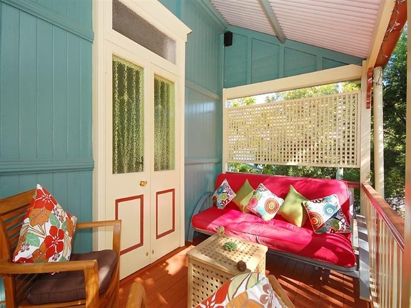 33 Sixth Avenue, Kedron QLD 4031