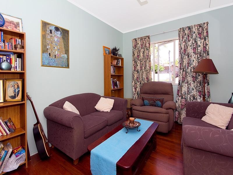 77 Swinburne Street, Lutwyche QLD 4030