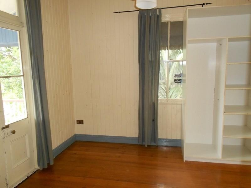 245 Hudson Road, Wooloowin QLD 4030