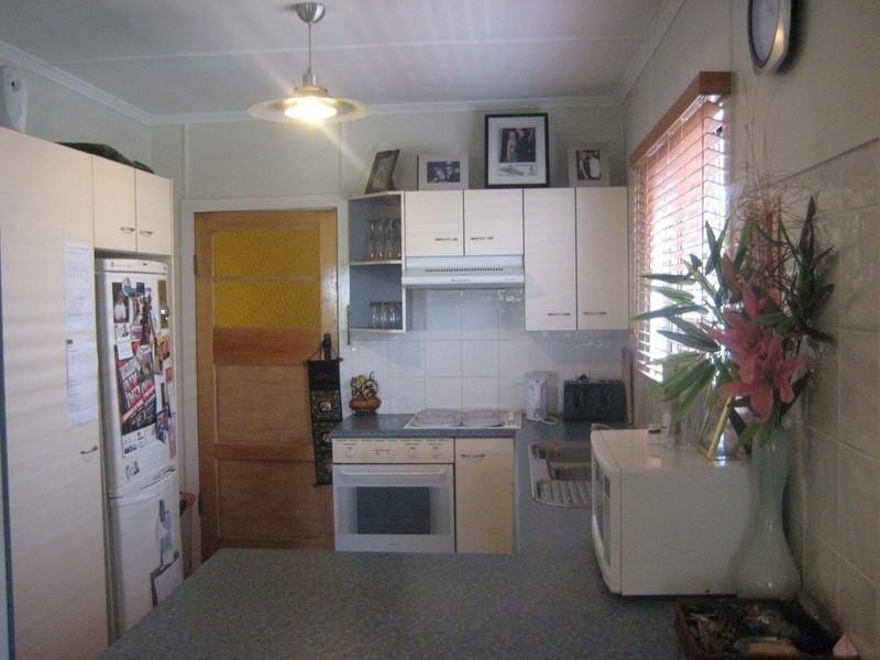 12 Allan Street, Kedron QLD 4031