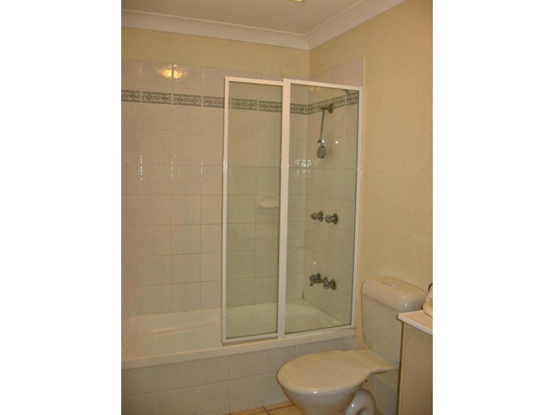 1/64 Adamson Street, Wooloowin QLD 4030