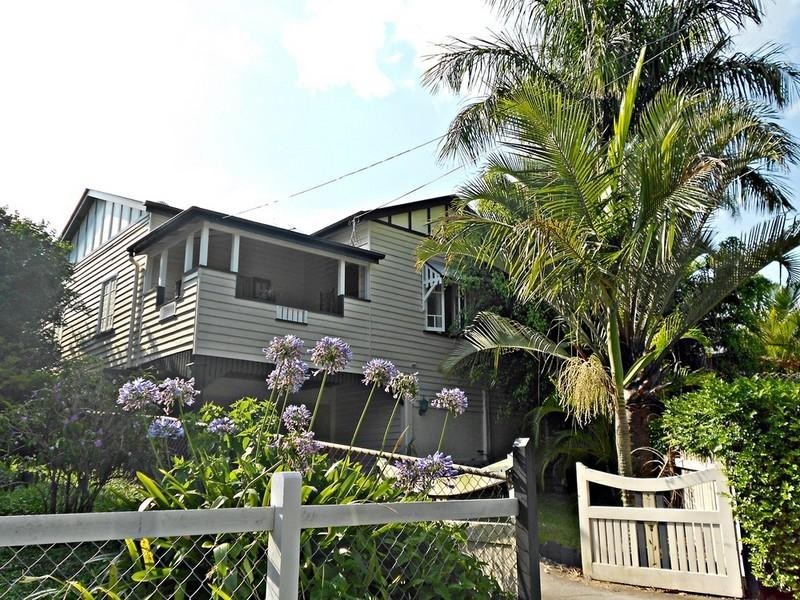 36 Cameron Street, Windsor QLD 4030