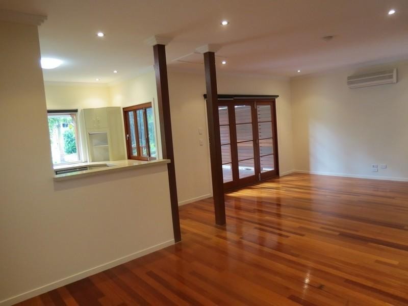 13 Rougham Street, Windsor QLD 4030