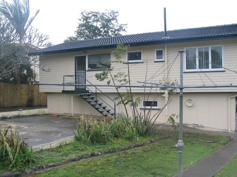 17 Binowee Street, Aspley QLD 4034