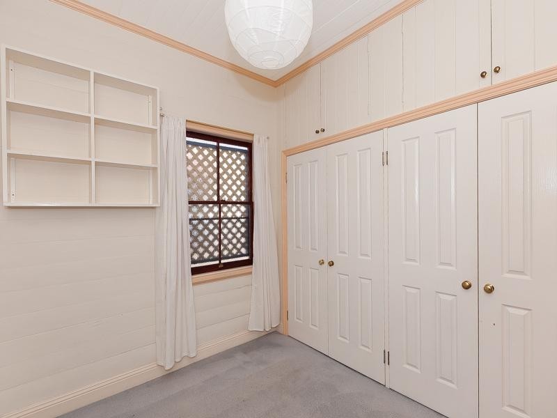 52 Grove Street, Albion QLD 4010