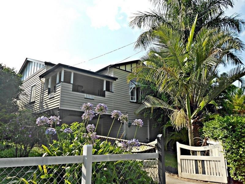 36 Cameron Street, Windsor QLD 4030