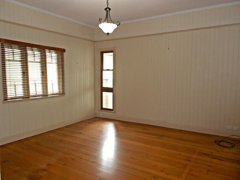 36 Cameron Street, Windsor QLD 4030