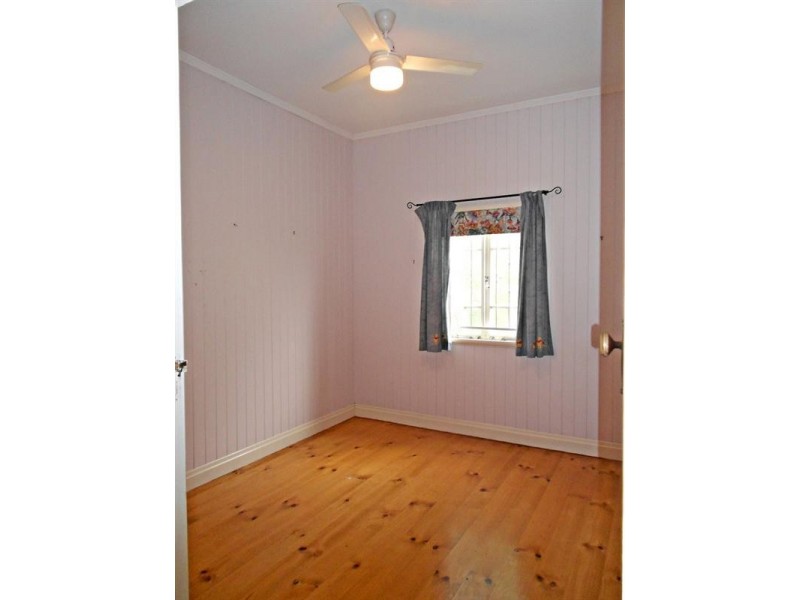 36 Cameron Street, Windsor QLD 4030