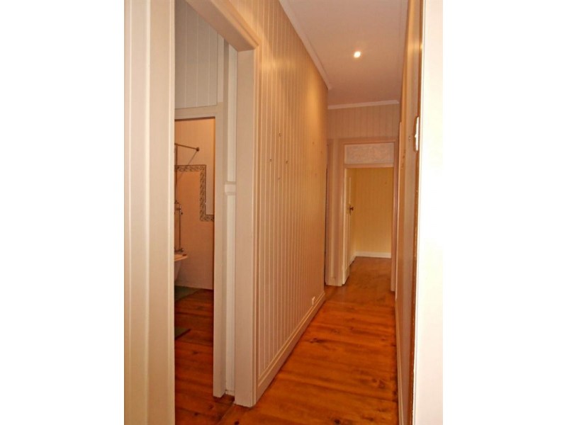 36 Cameron Street, Windsor QLD 4030