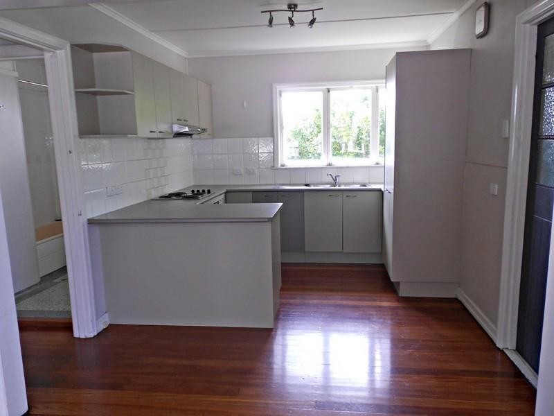 75 Eleventh Avenue, Kedron QLD 4031