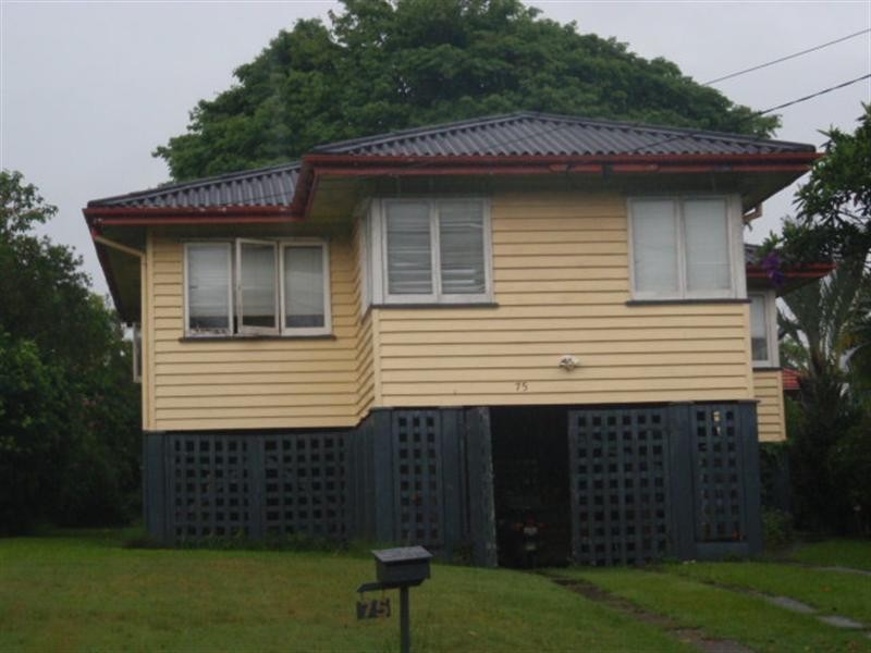 75 Eleventh Avenue, Kedron QLD 4031