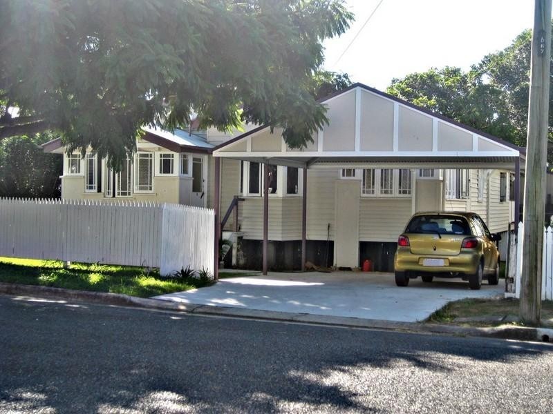 8 Owen Street, Wooloowin QLD 4030