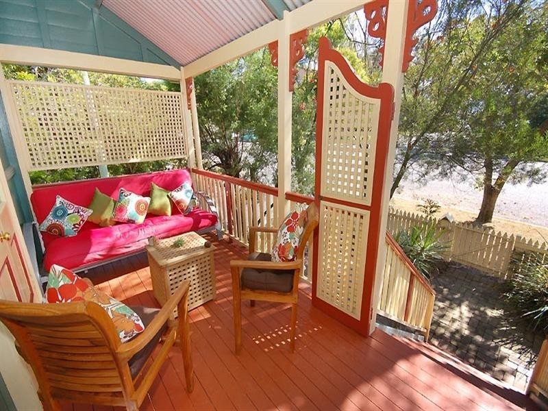 33 Sixth Avenue, Kedron QLD 4031