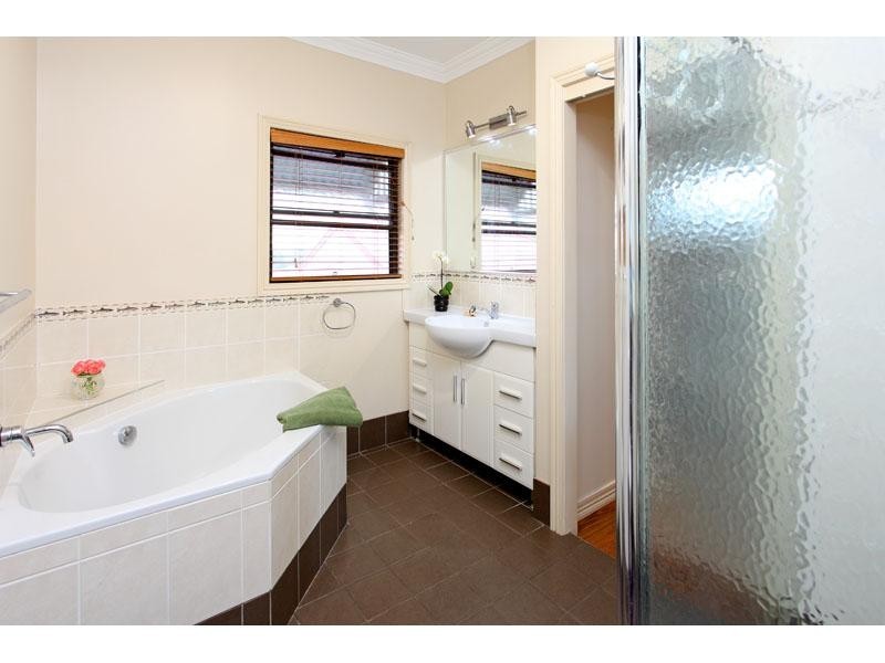 20 Highland Street, Gordon Park QLD 4031